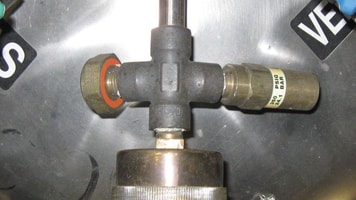 pressure gauge on a cryogenic liquid container