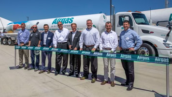 Ribbon_Cutting_Airgas_CO2_Plant_07162019-F956