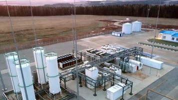 Small scale LNG plant