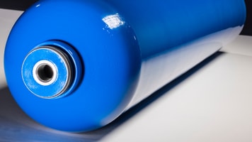 Ultralight_Worthington_High-pressure cylinder
