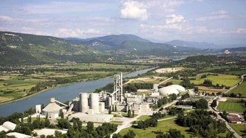 Vicat-Montalieu-panorama-os7fmbyjaghjrowdpxs190ai11olivjhjjxxyi81mo