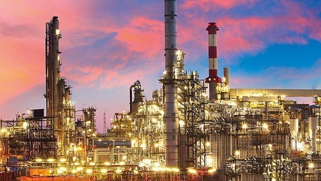 1019783_Oil-Refinery-At-Sunset
