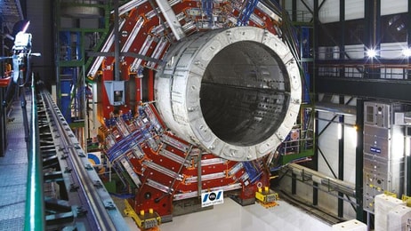 1020671__CERN