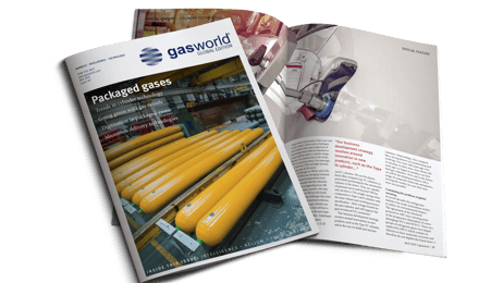 1030855_combinedfrontcoverspread_623107