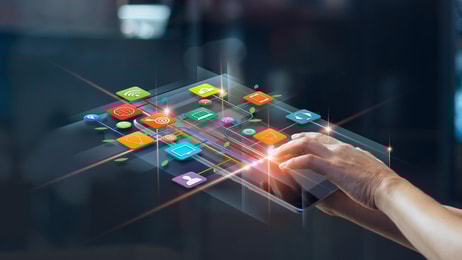 1032029_handsusingmobilepaymentsdigitalmarketing.bankingnetwork.onlineshoppingandiconcustomernetworkingconnectiononvirtualscreenbusinesstechnologyconcept_699509