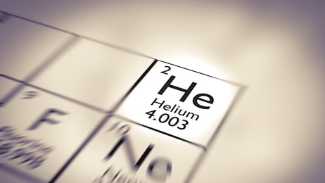 1032354_heliumperiodictable_765316
