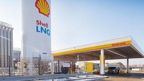 1042094_chart-shell-lng-truck-refuelling-station-rotterdam
