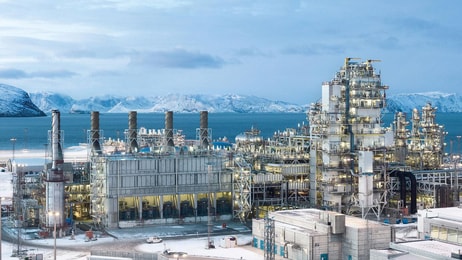 1042100_europes-largest-lng-plant