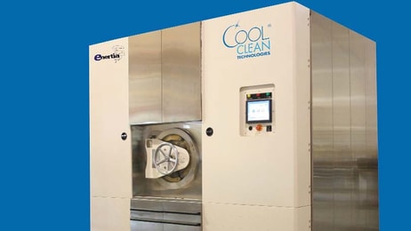 CO2 Based Cleaning of Porous Metal Substrates for Medical Devices