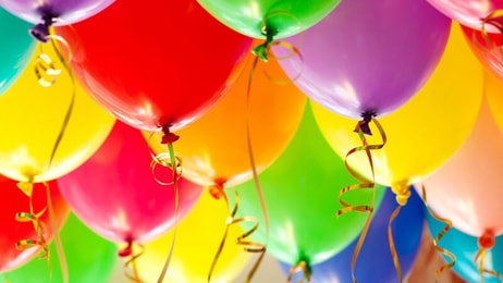 Helium-Colorful-funny-balloons.-Background-low-depth-of-focus