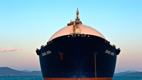 lng boat