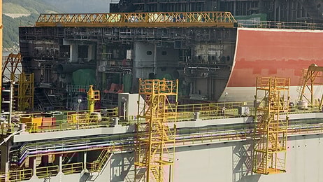 LNG boat building