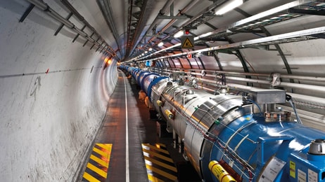 CMYK 300_CERN - LHC tunnel