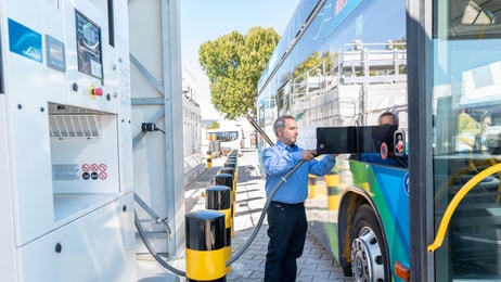 hydrogen refueling station for buses (350 bar), ESWE, Wiesbaden, Germany
