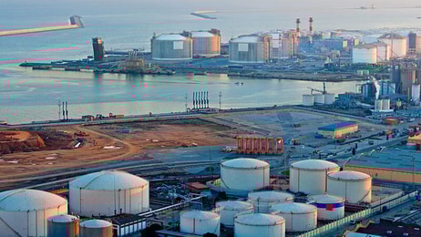 Liquefied natural gas terminal