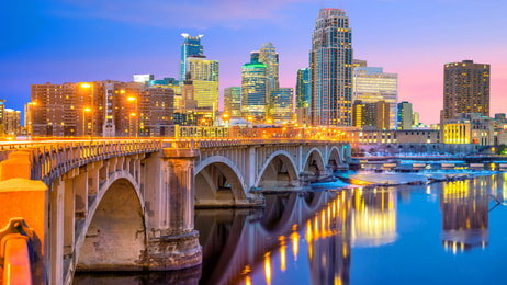 Minneapolis downtown skyline in Minnesota, USA at sunset_1065163916