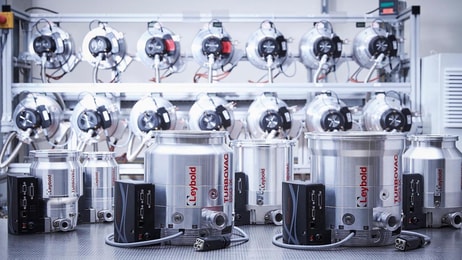 pic 1 LEYBOLD Turbovac