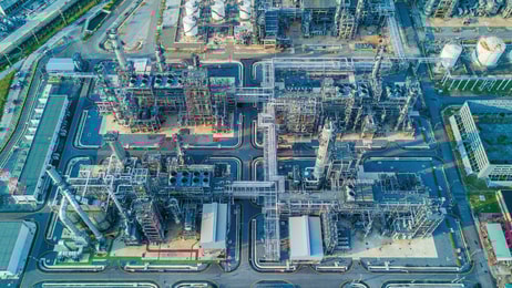 Refinery with hydrogen plant (at bottom middle)_v1_current