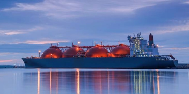 LNG-fuelled ships risk losses of $850bn by 2030 claims study