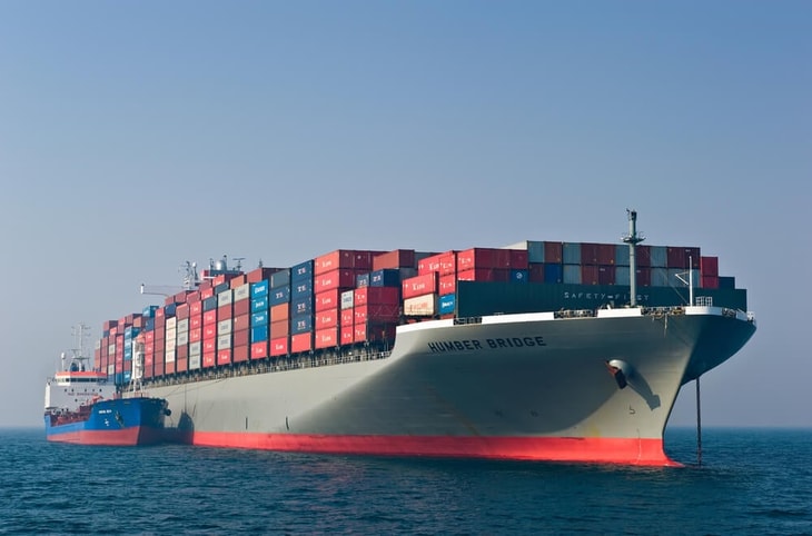 OCI Global in ‘world’s first’ bunkering of green methanol-powered container vessel