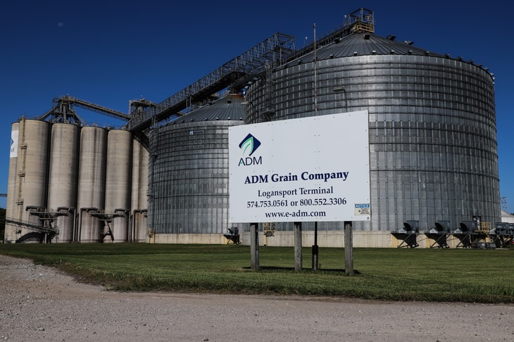 ADM signs CO2 pipeline deal for Iowa