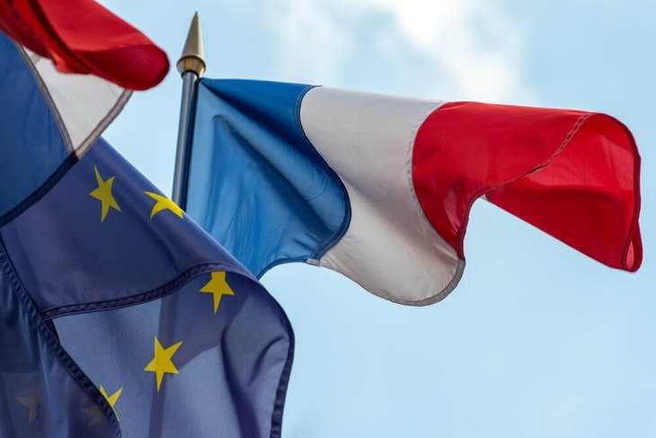 Europe approves €900m French state aid to drive green hydrogen