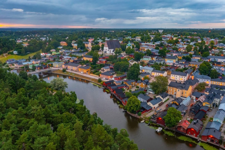 Neste blames market for dropping green hydrogen project
