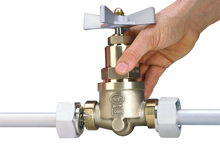 Valves to prevent a leak