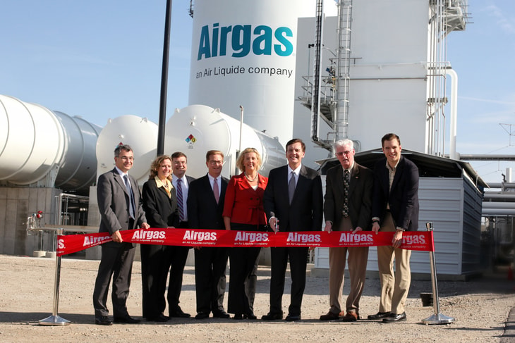 Airgas holds grand opening for ASU in Minooka, Illinois