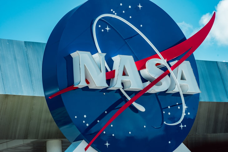 NASA awards two helium contracts