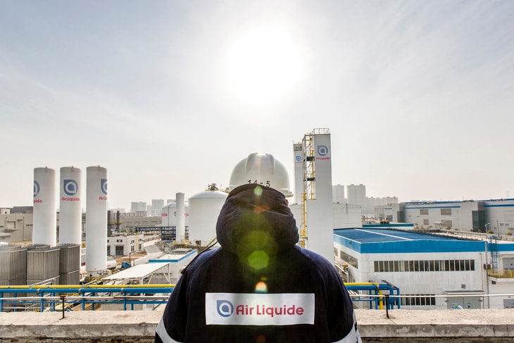 What is Air Liquide’s NEOS strategy?