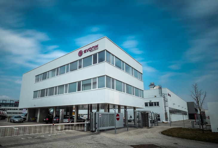 Evonik marks 1,000 reference plants using SEPURAN membranes