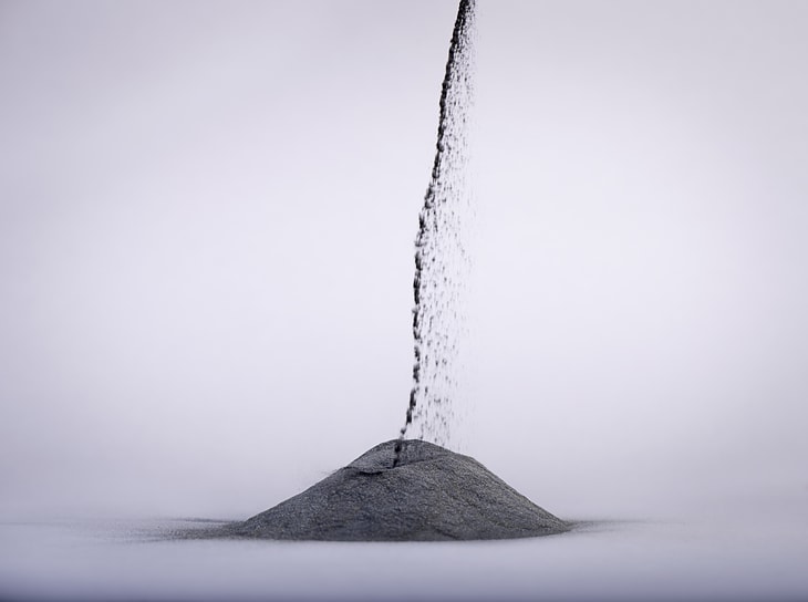 Making metal powders for additive manufacturing