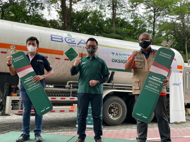 The Tanoto Foundation donates 500 tonnes of oxygen to Indonesia