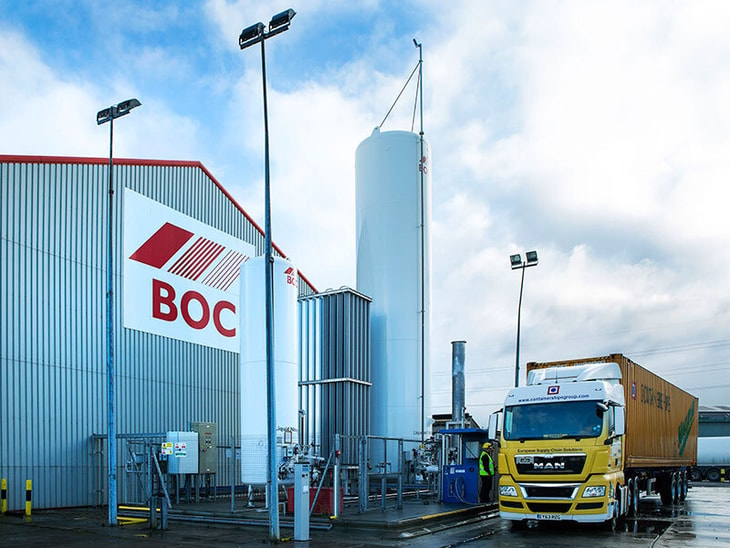 Containerships and BOC sign LNG deal
