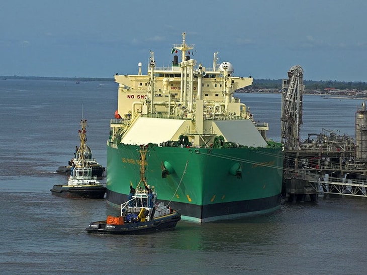 Titan LNG doubles bunkering speed with new T-piece device