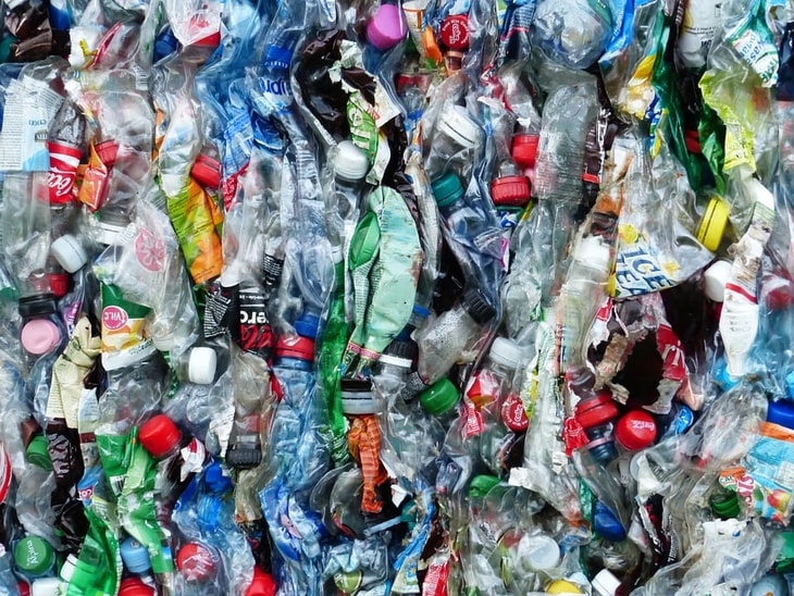 using-plastic-waste-to-fuel-hydrogen-cars