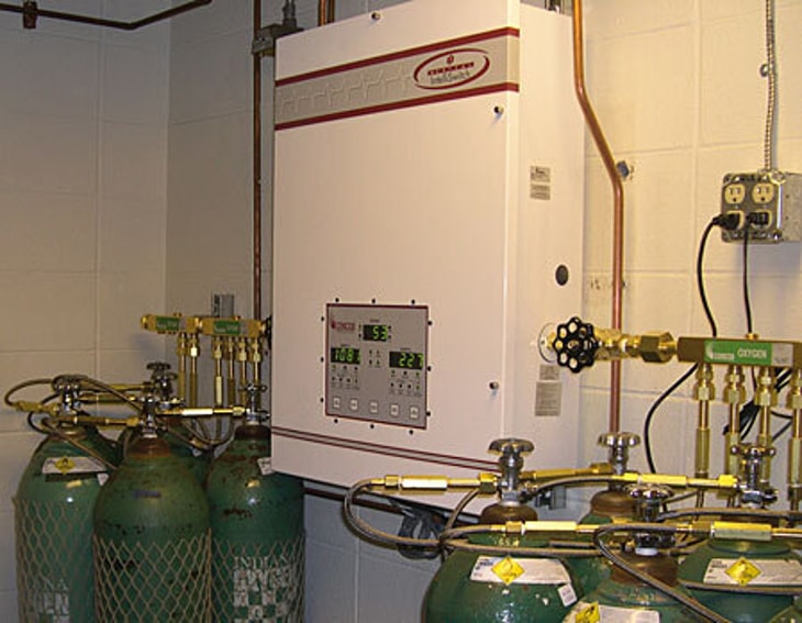 Medical gas flow control