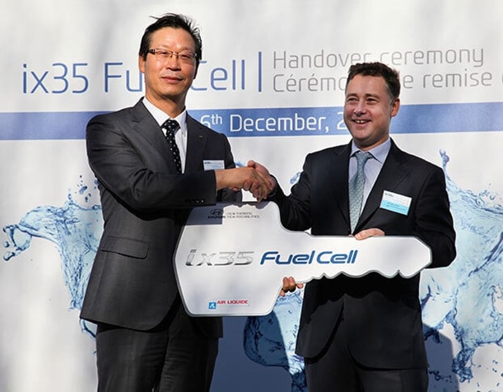 Air Liquide in France Fuel Cell first