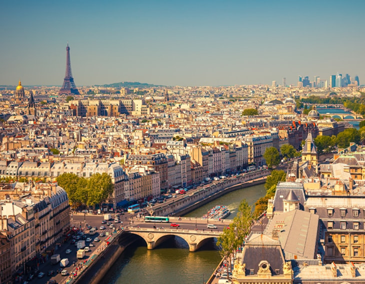 Air Liquide installs first hydrogen charging station in downtown Paris