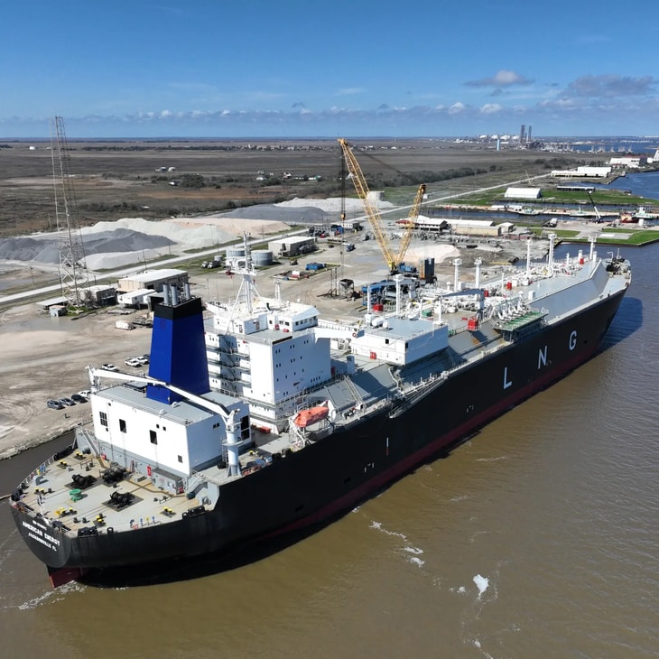 Crowley launches LNG carrier to deliver LNG to Puerto Rico