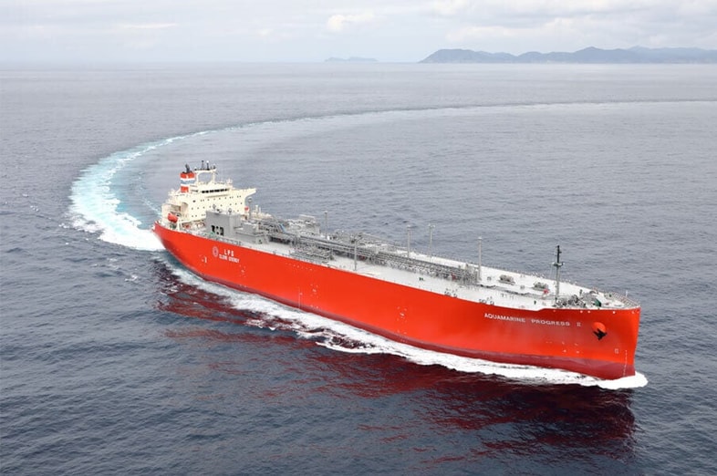 Mitsui receives dual-fuel carrier, signs first Poland FSRU project